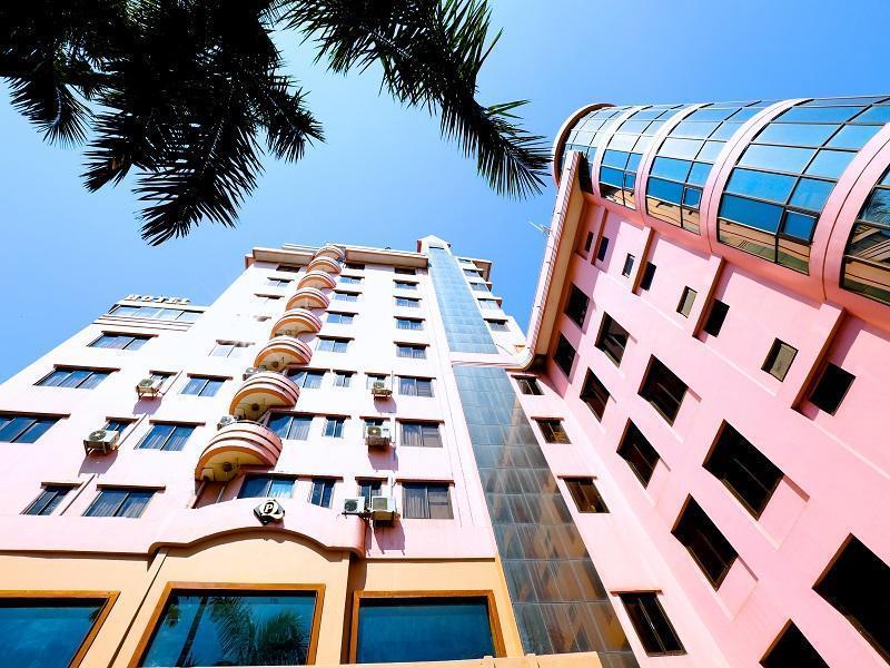 فندق كوينز بارك يانغون المظهر الخارجي الصورة