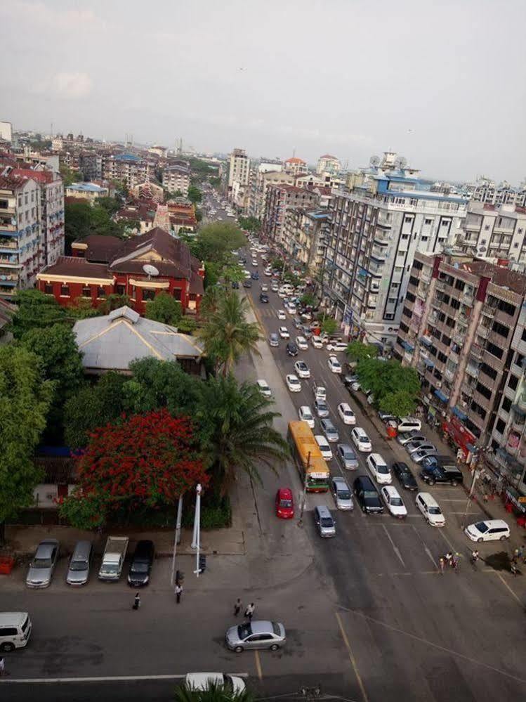 فندق كوينز بارك يانغون المظهر الخارجي الصورة